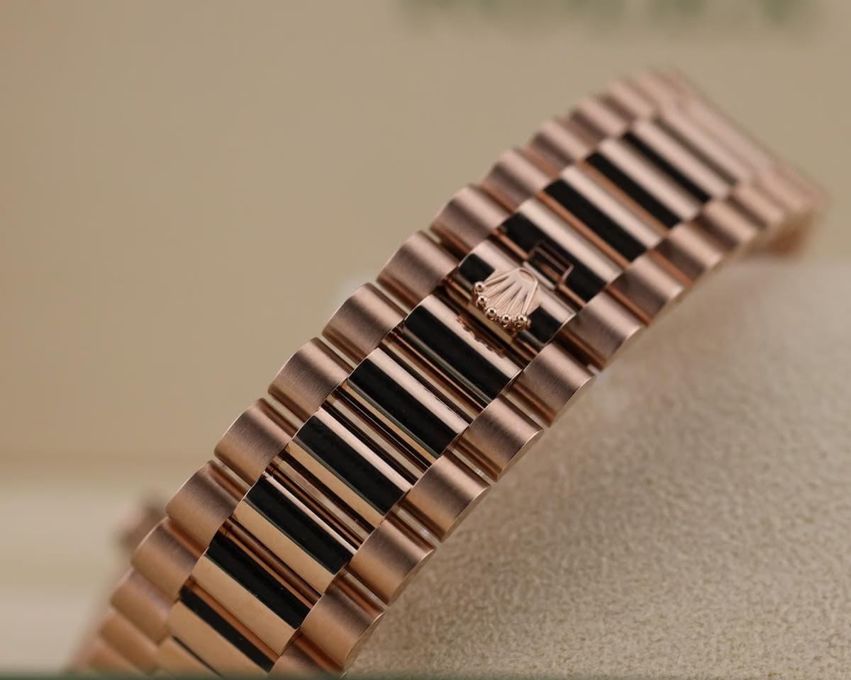 Rolex | Day-Date | 228345RBR | Red gold | 40 x 48 mm | Rose gold | Brown | Automatic