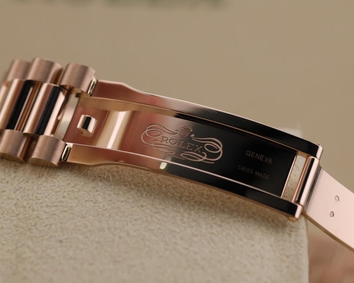 Rolex | Day-Date | 228345RBR | Red gold | 40 x 48 mm | Rose gold | Brown | Automatic