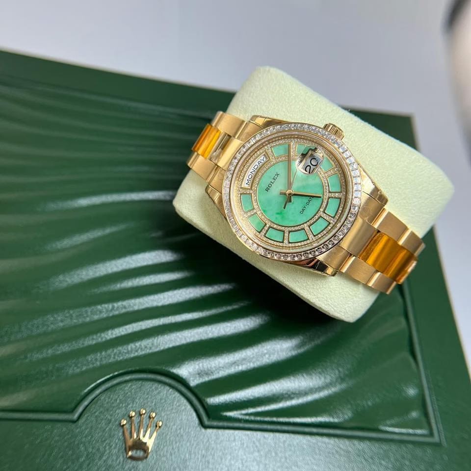 Rolex | Day-Date | 118398br-cm3-dc716 | Yellow gold | 36 mm | Yellow gold | Green | Automatic