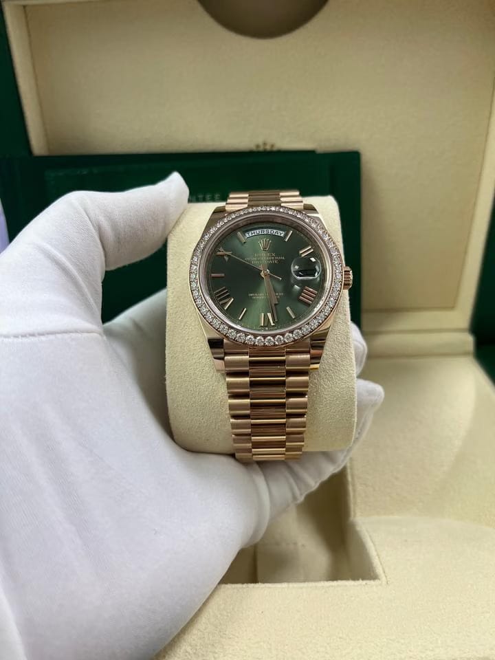 Rolex | Day-Date | 228345rbr | Rose gold | 40 mm | Rose gold | Silver | Automatic