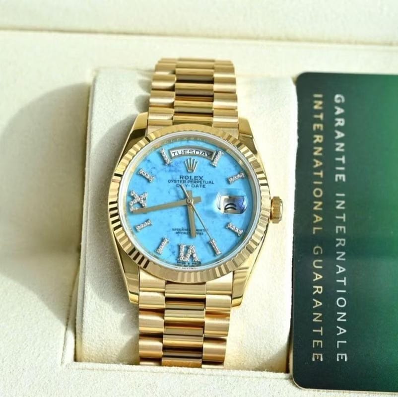 Rolex | Day-Date | 128238 | Yellow gold | 36 x 43 mm | Yellow gold | Blue | Automatic