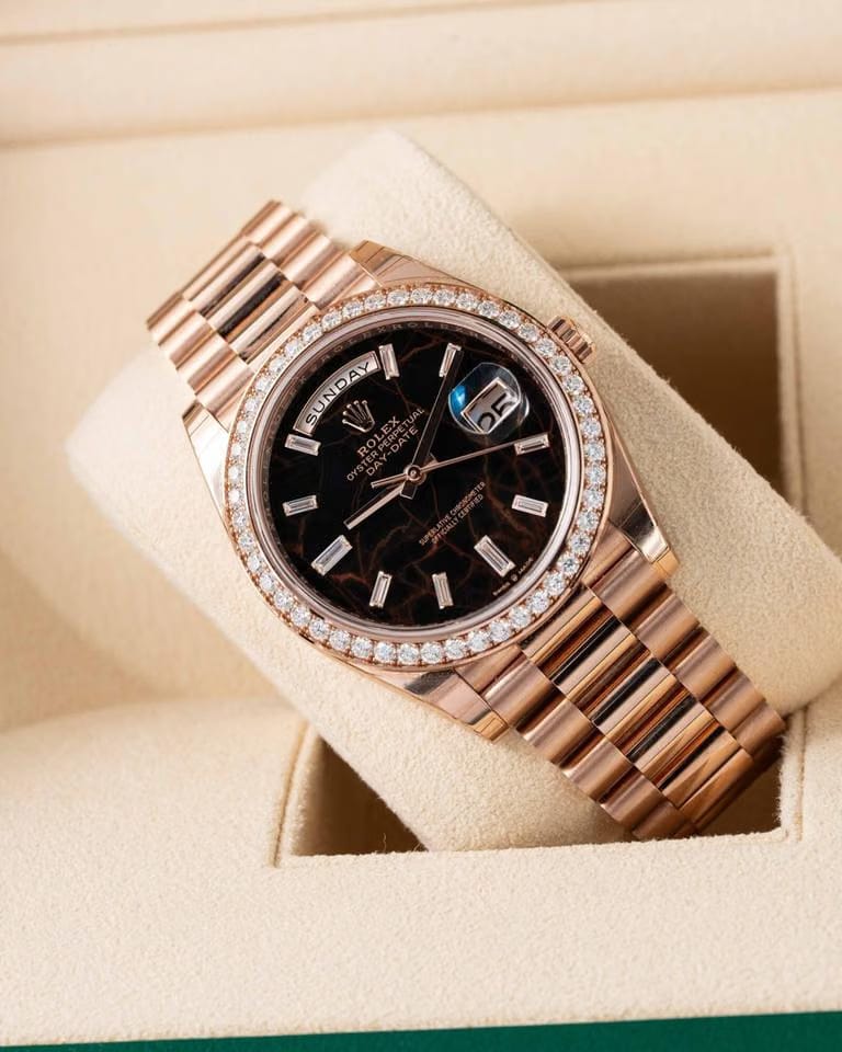 Rolex | Day-Date | 228345RBR | Rose gold | 40 mm | Green | Automatic