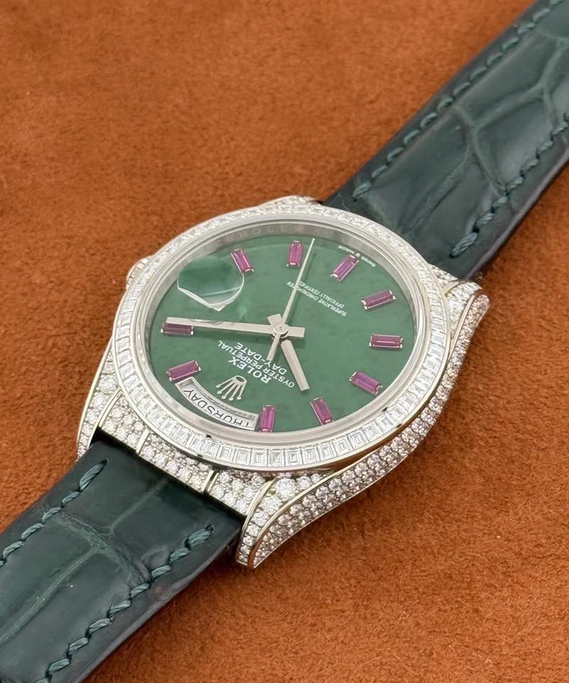 Rolex | Day-Date | 128459TBR | White gold | 36 mm | Crocodile skin | Green | Automatic