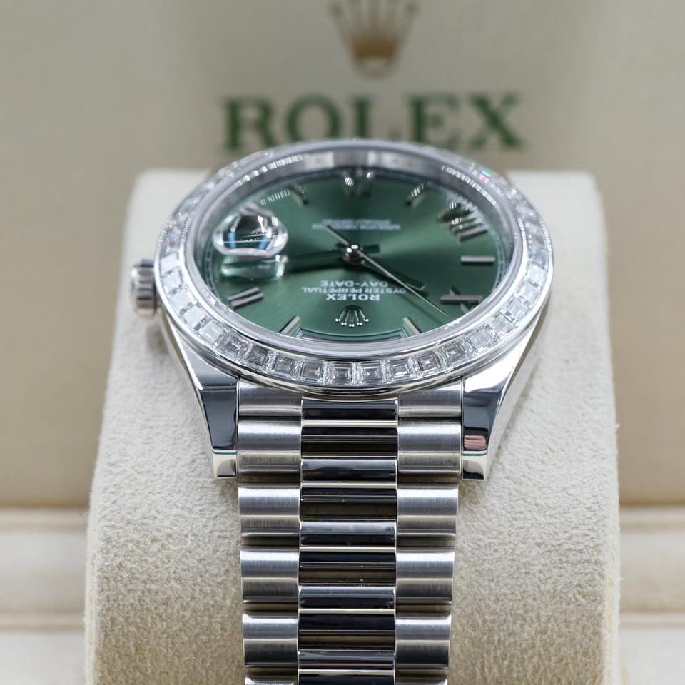 Rolex | Day-Date | 228396TBR | Platinum | 40 x 48 mm | Platinum | Green | Automatic