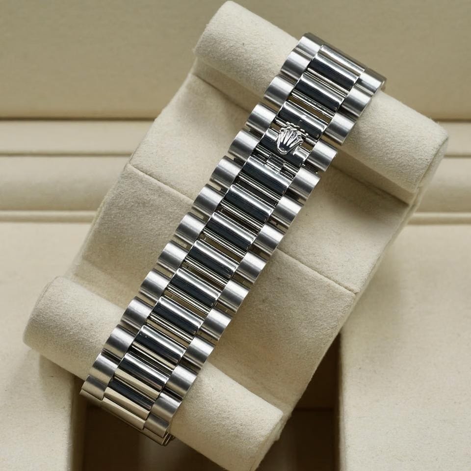 Rolex | Day-Date | 228396TBR | Platinum | 40 x 48 mm | Platinum | Green | Automatic