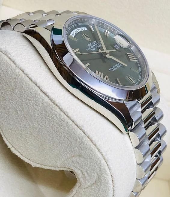 Rolex | Day-Date | 228206 | Platinum | 40 mm | Platinum | Green | Automatic