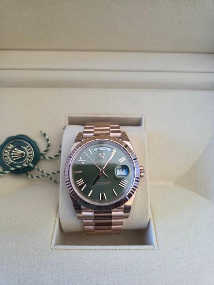 Rolex | Day-Date | 228235 | 40 mm | Rose gold | Automatic
