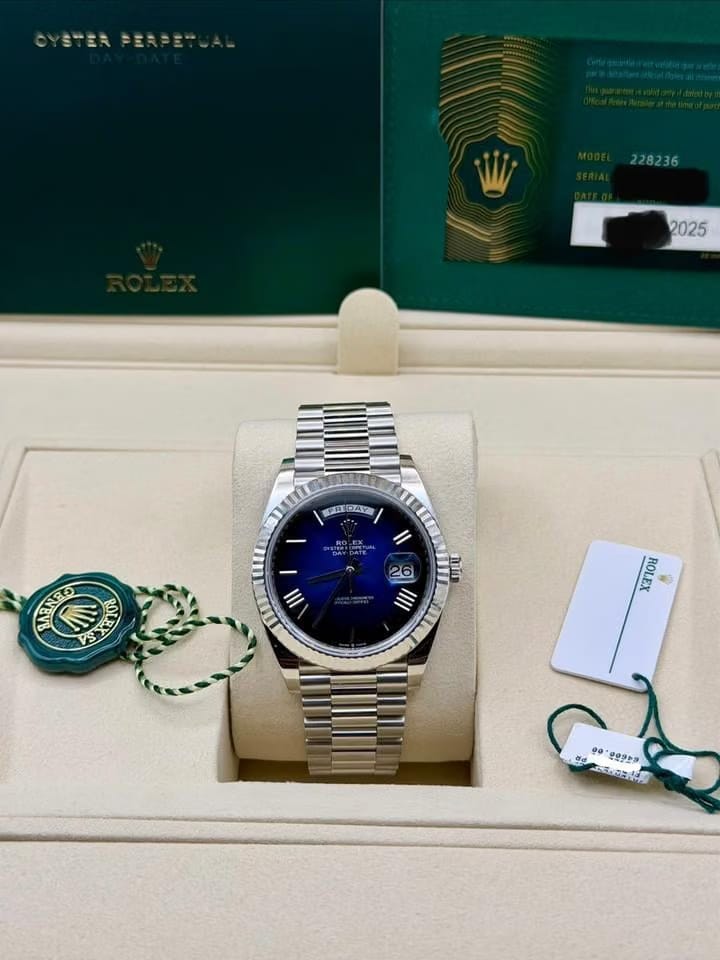 Rolex | Day-Date | 228236 | Platinum | Platinum | Blue | Automatic