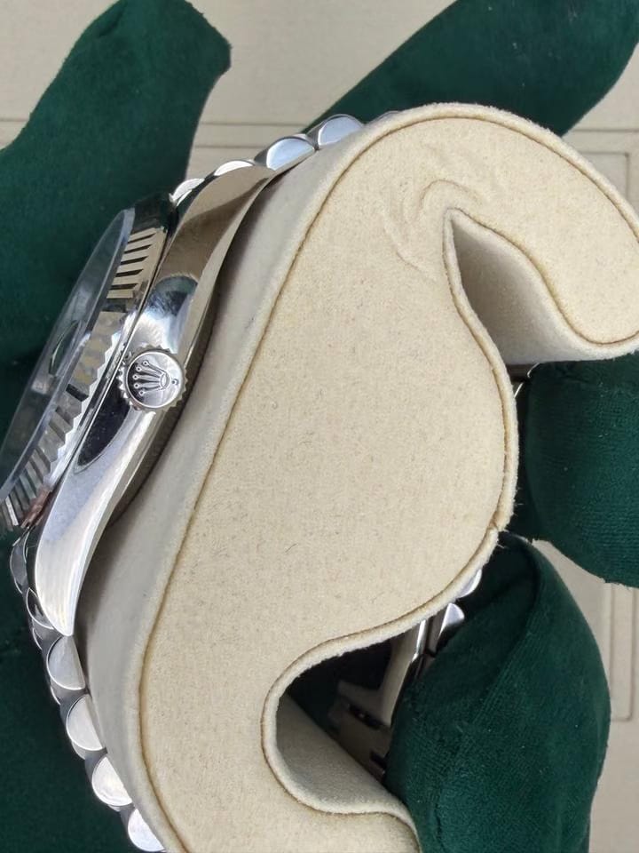 Rolex | Day-Date | 228236 | Platinum | Platinum | Blue | Automatic