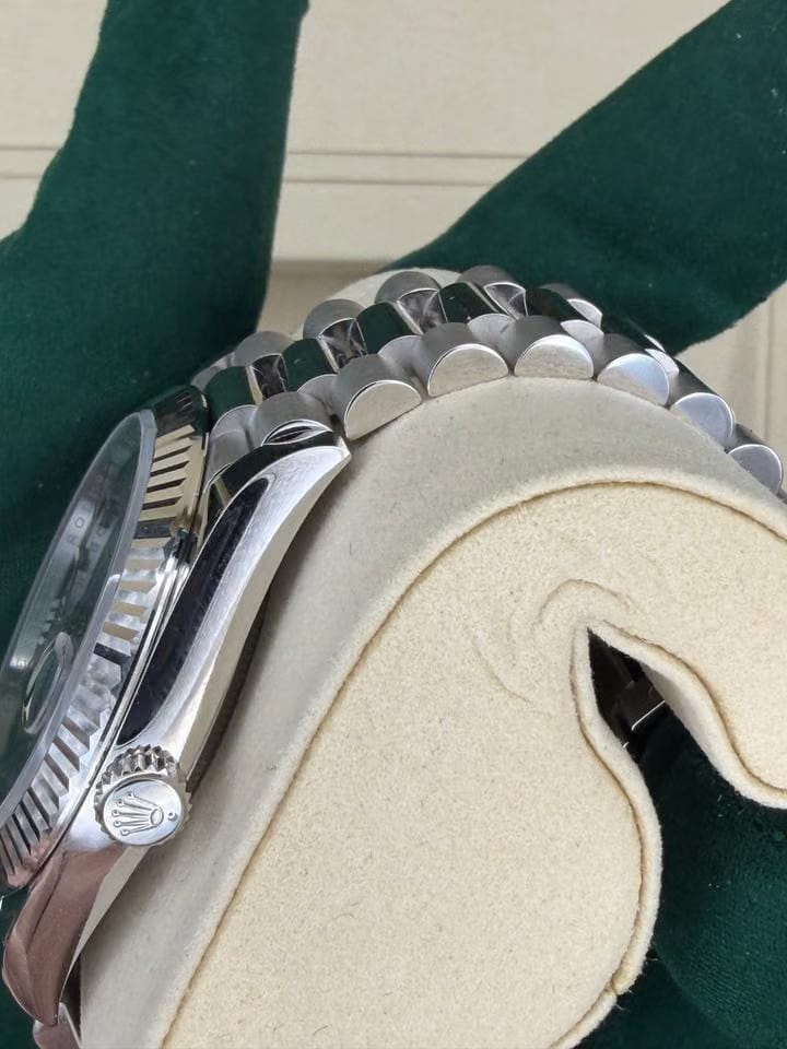 Rolex | Day-Date | 228236 | Platinum | Platinum | Blue | Automatic