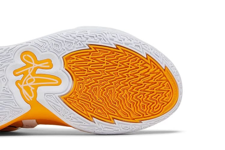 Kyrie Infinity TB Promo University Gold