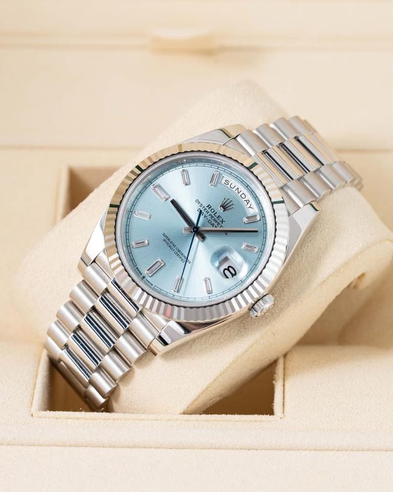 Rolex | Day-Date | 228236 | Platinum | 40 mm | Blue | Automatic
