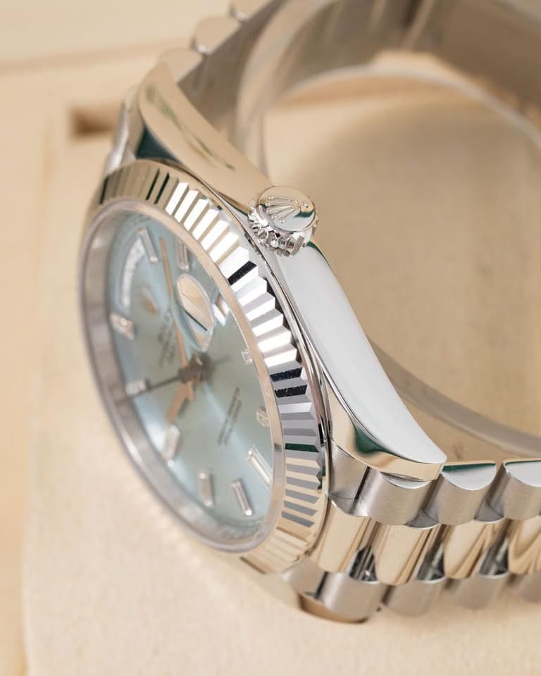 Rolex | Day-Date | 228236 | Platinum | 40 mm | Blue | Automatic