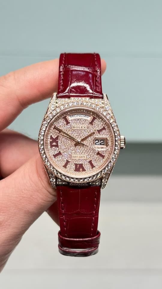 Rolex | Day-Date | 128155RBR | Rose gold | 36 mm | Crocodile skin | Automatic