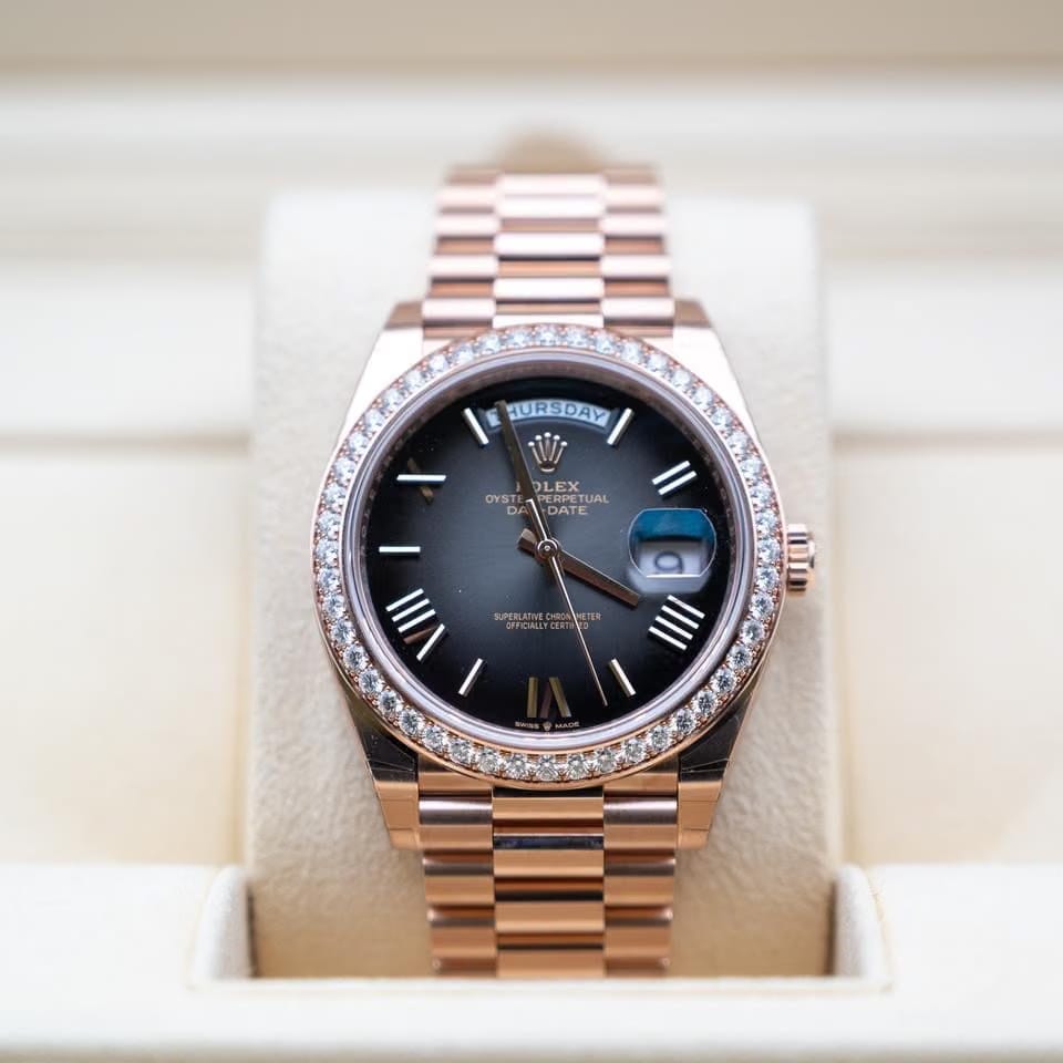 Rolex | Day-Date | 228345RBR | Rose gold | 40 mm | Rose gold | Black | Automatic