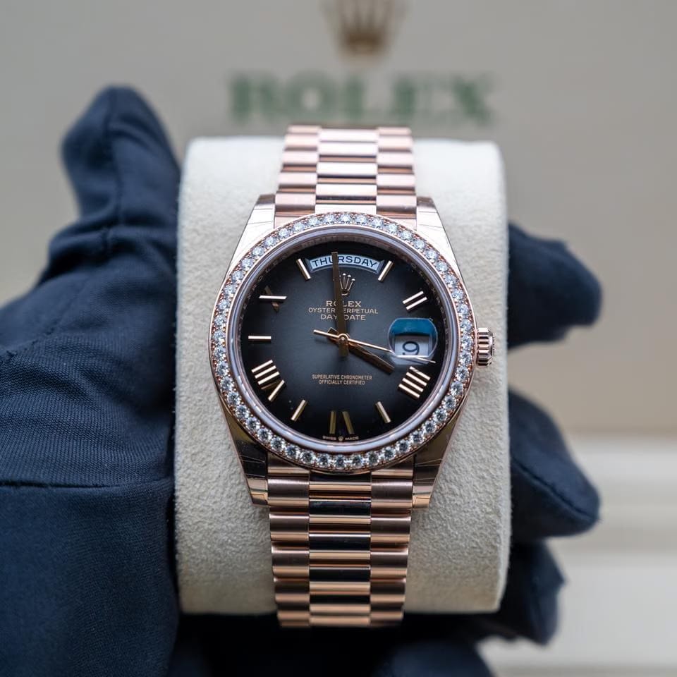 Rolex | Day-Date | 228345RBR | Rose gold | 40 mm | Rose gold | Black | Automatic