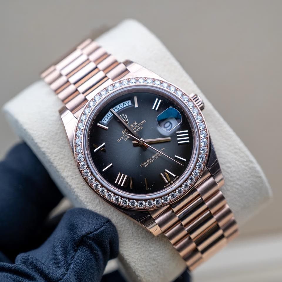 Rolex | Day-Date | 228345RBR | Rose gold | 40 mm | Rose gold | Black | Automatic