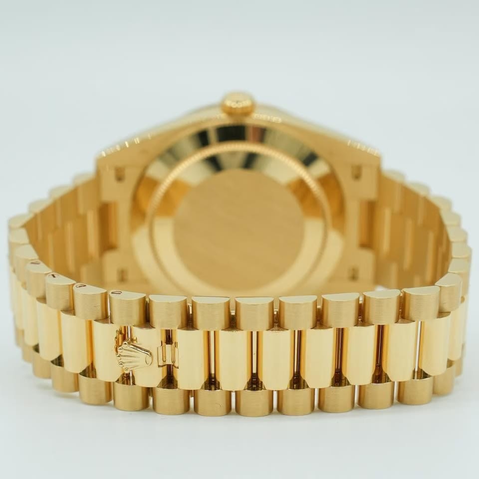Rolex | Day-Date | 228348RBR | Yellow gold | 40 x 48 mm | Yellow gold | Yellow | Automatic