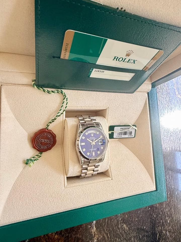 Rolex | Day-Date | 118339 | White gold | 36 mm | White gold | Blue | Automatic