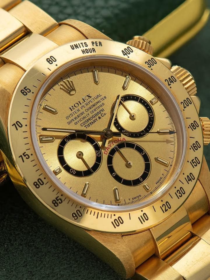 Rolex | Daytona | 16528 | Yellow gold | 40 mm | Yellow gold | Blue | Automatic