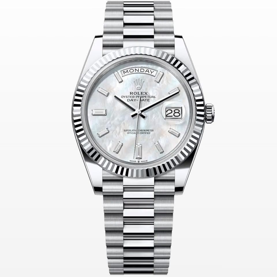 Rolex | Day-Date | 228236 | Platinum | 40 mm | Platinum | Mother of pearl | Automatic