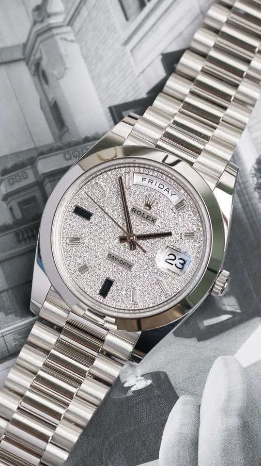 Rolex | Day-Date | 228206 | Platinum | 40 x 48 mm | Platinum | Silver | Automatic