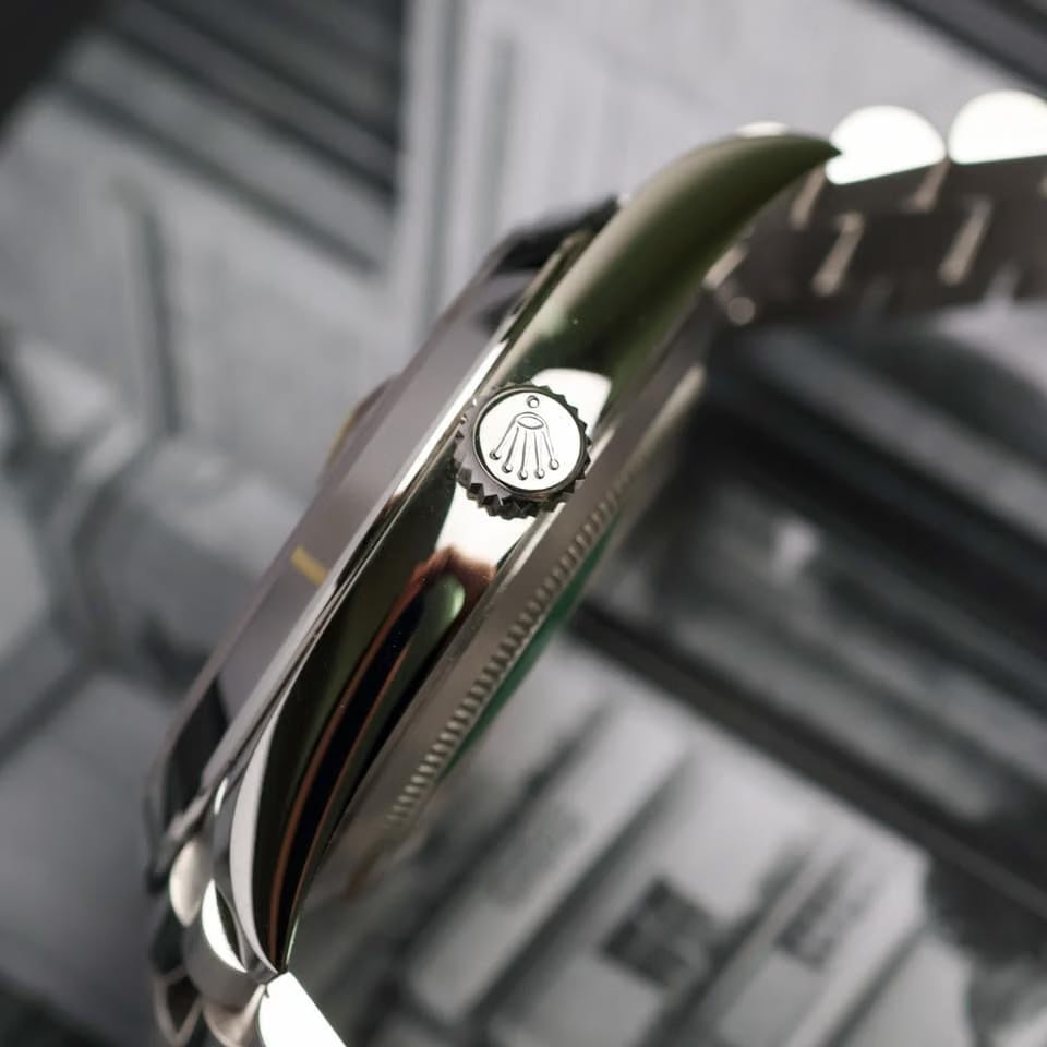 Rolex | Day-Date | 228206 | Platinum | 40 x 48 mm | Platinum | Silver | Automatic