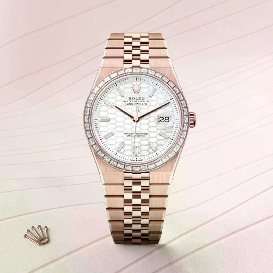 Rolex | Land-Dweller | 127385tbr-0003 | Rose gold | 40 mm | Rose gold | White | Automatic