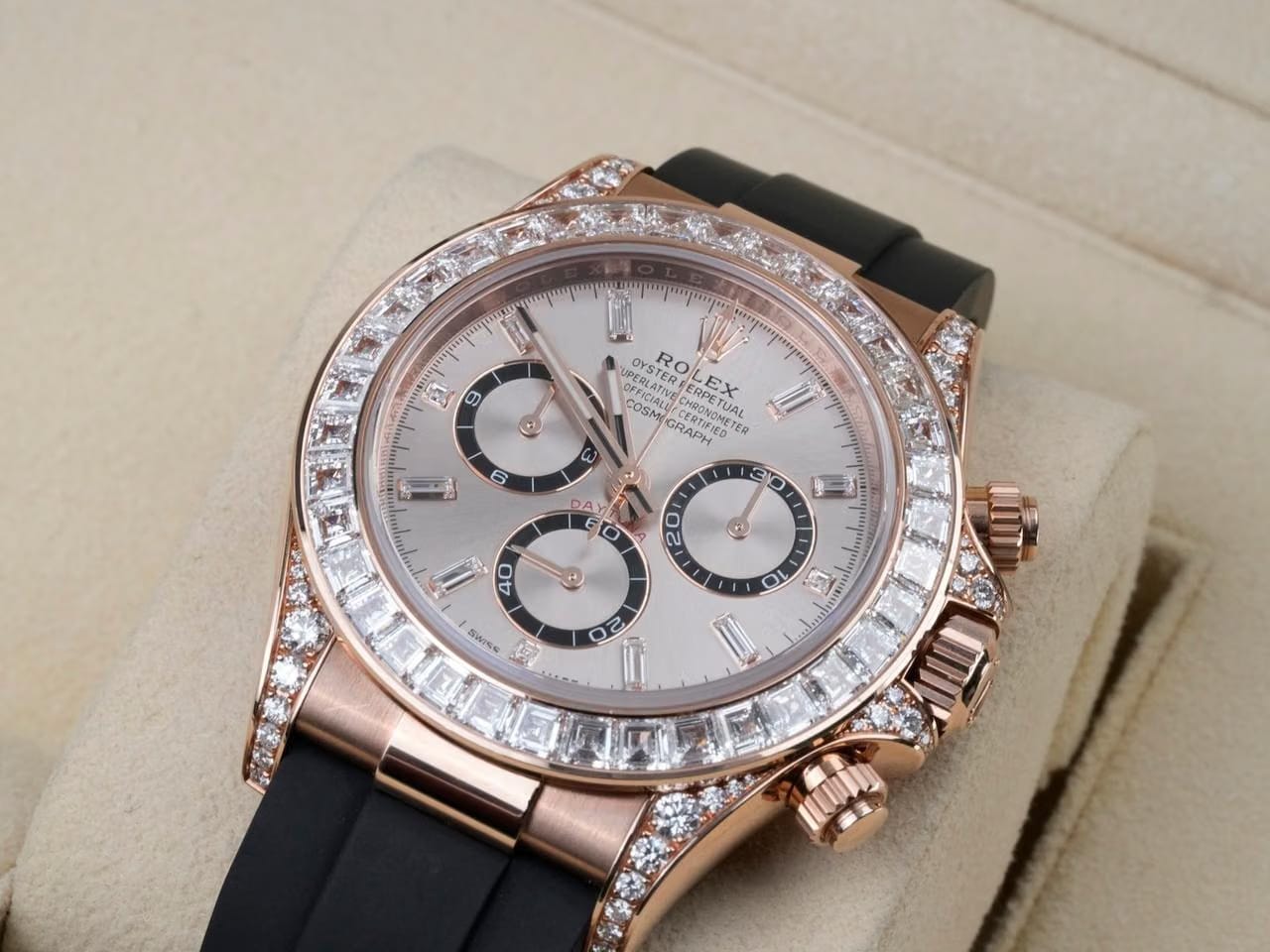 Rolex | Daytona | 126535TBR | Rose gold | 40 mm | Rubber | Pink | Automatic