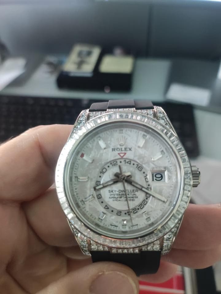 Rolex | Sky-Dweller | 326259 | White gold | 42 mm | Rubber | Meteorite | Automatic