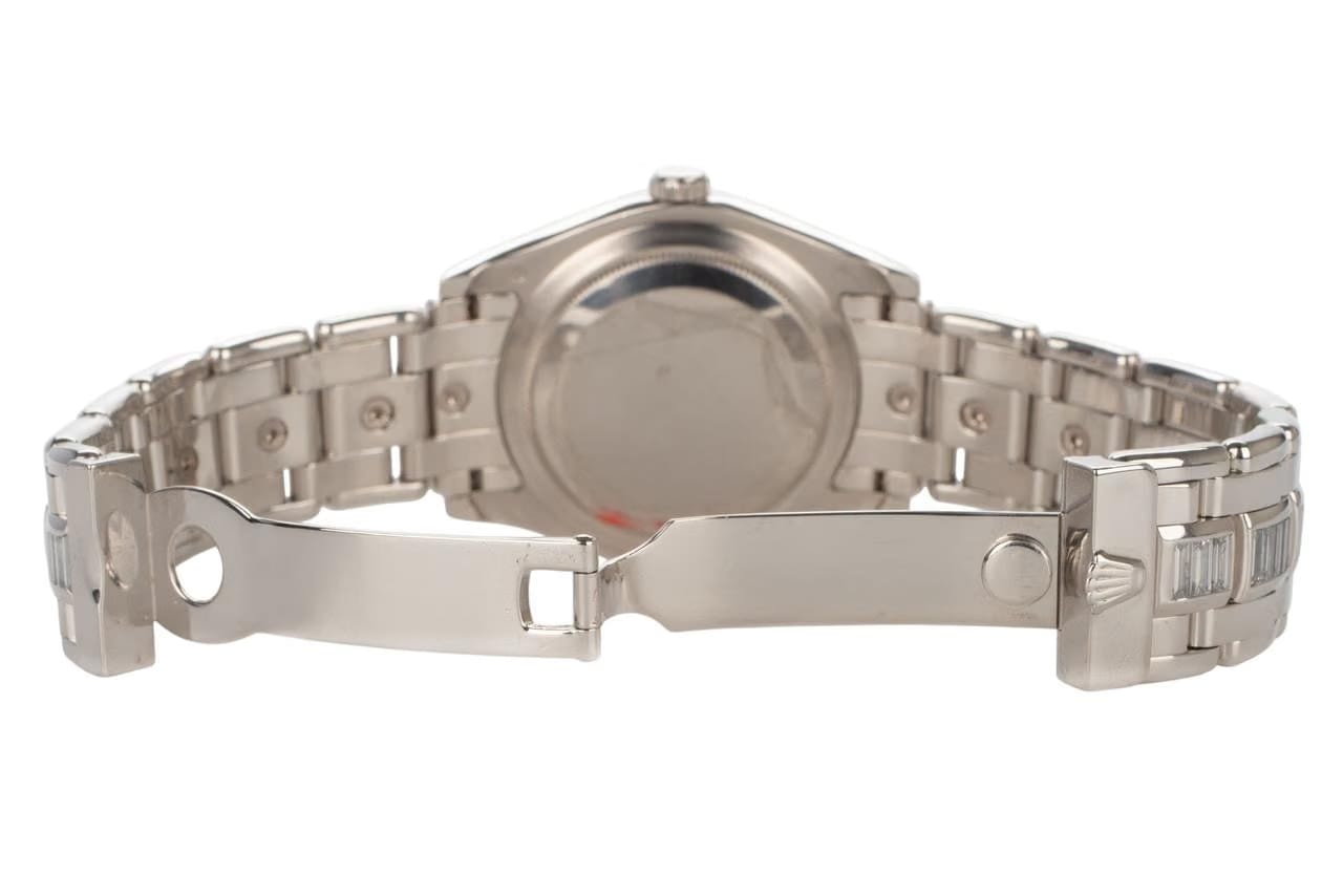 Rolex | Day-Date | 18956 | Platinum | 39 mm | Platinum | Silver | Automatic