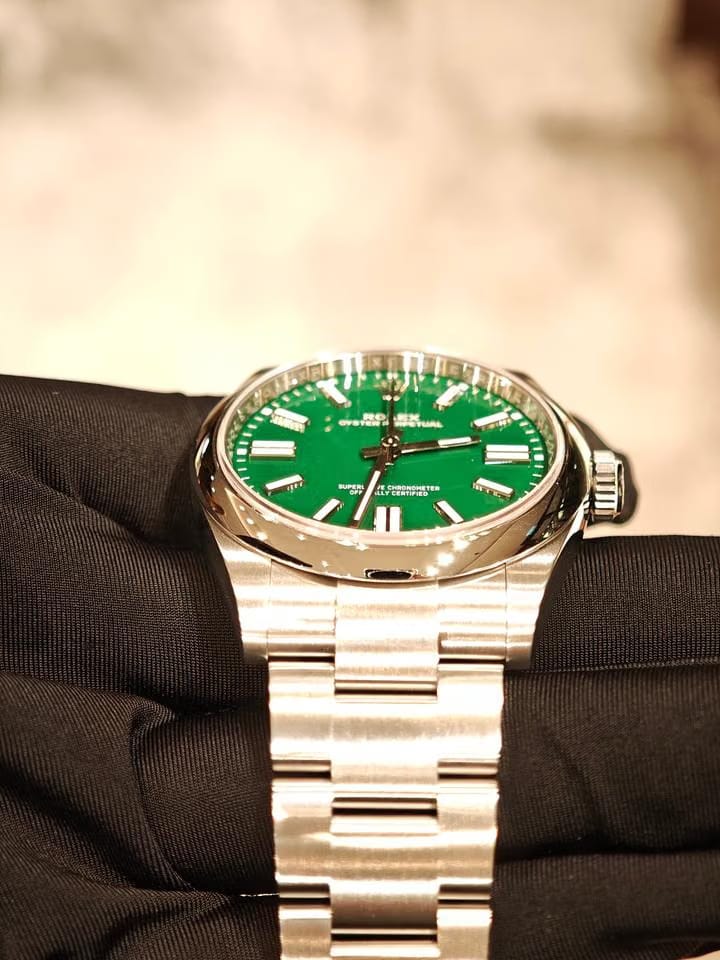 Rolex134300-0004