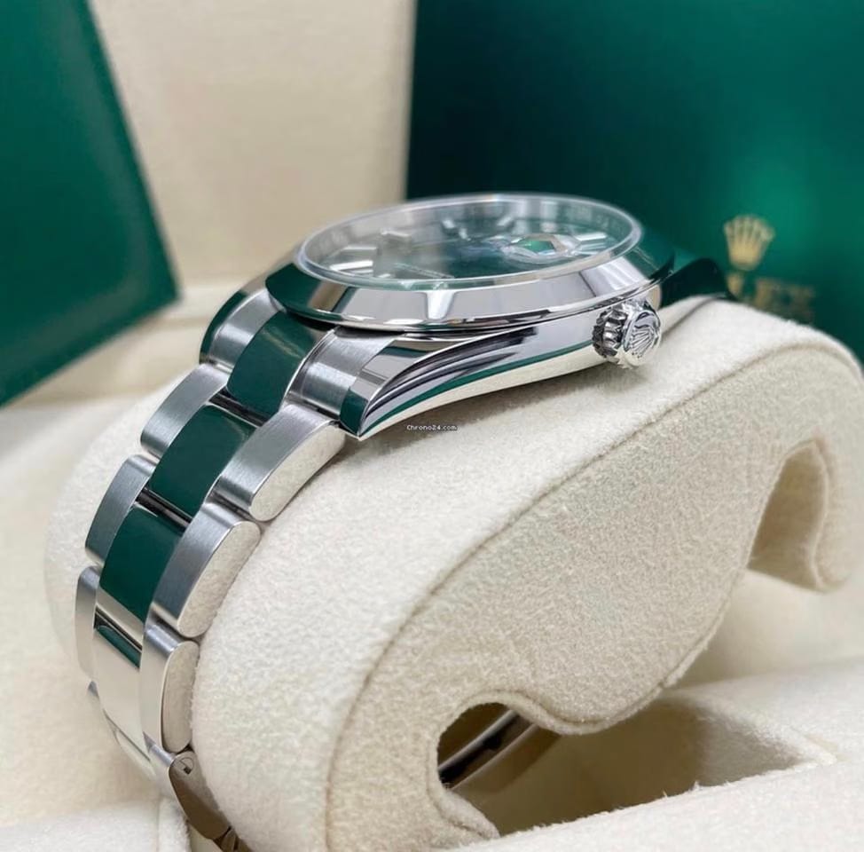 Rolex Day just 2025 Brand New Rolex Day Just Smooth Bezel Green dial Oyster