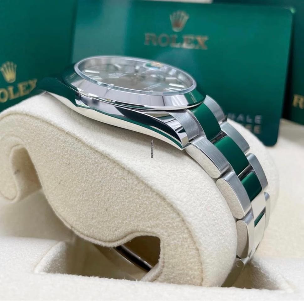 Rolex Day just 2025 Brand New Rolex Day Just Smooth Bezel Green dial Oyster