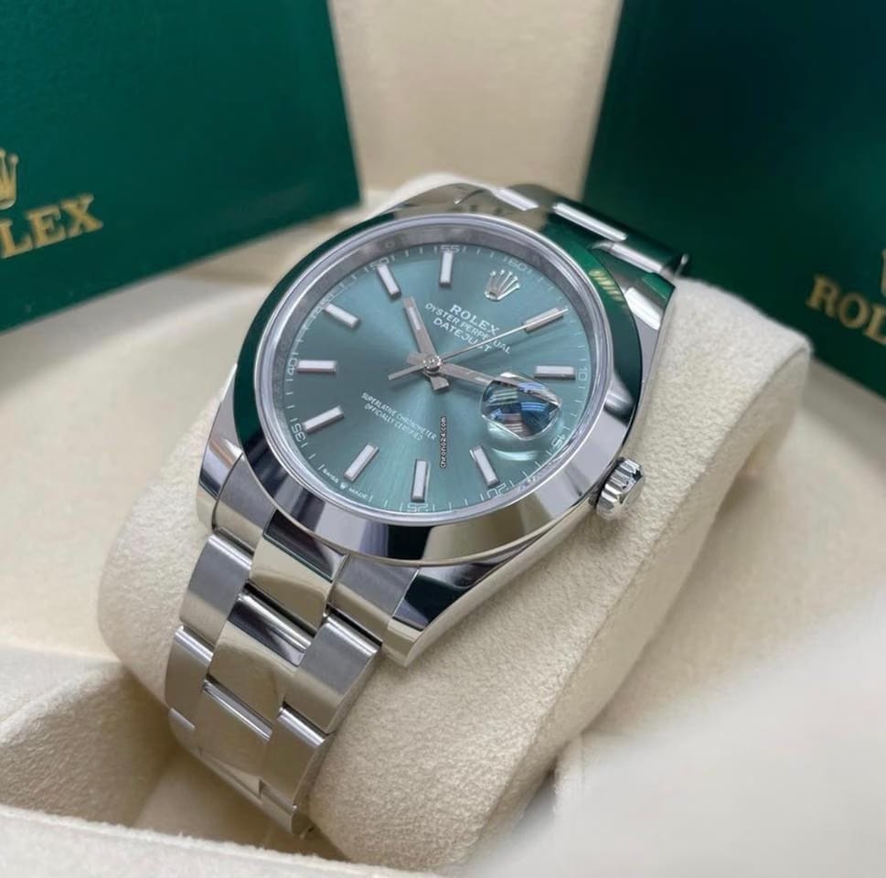 Rolex Day just 2025 Brand New Rolex Day Just Smooth Bezel Green dial Oyster