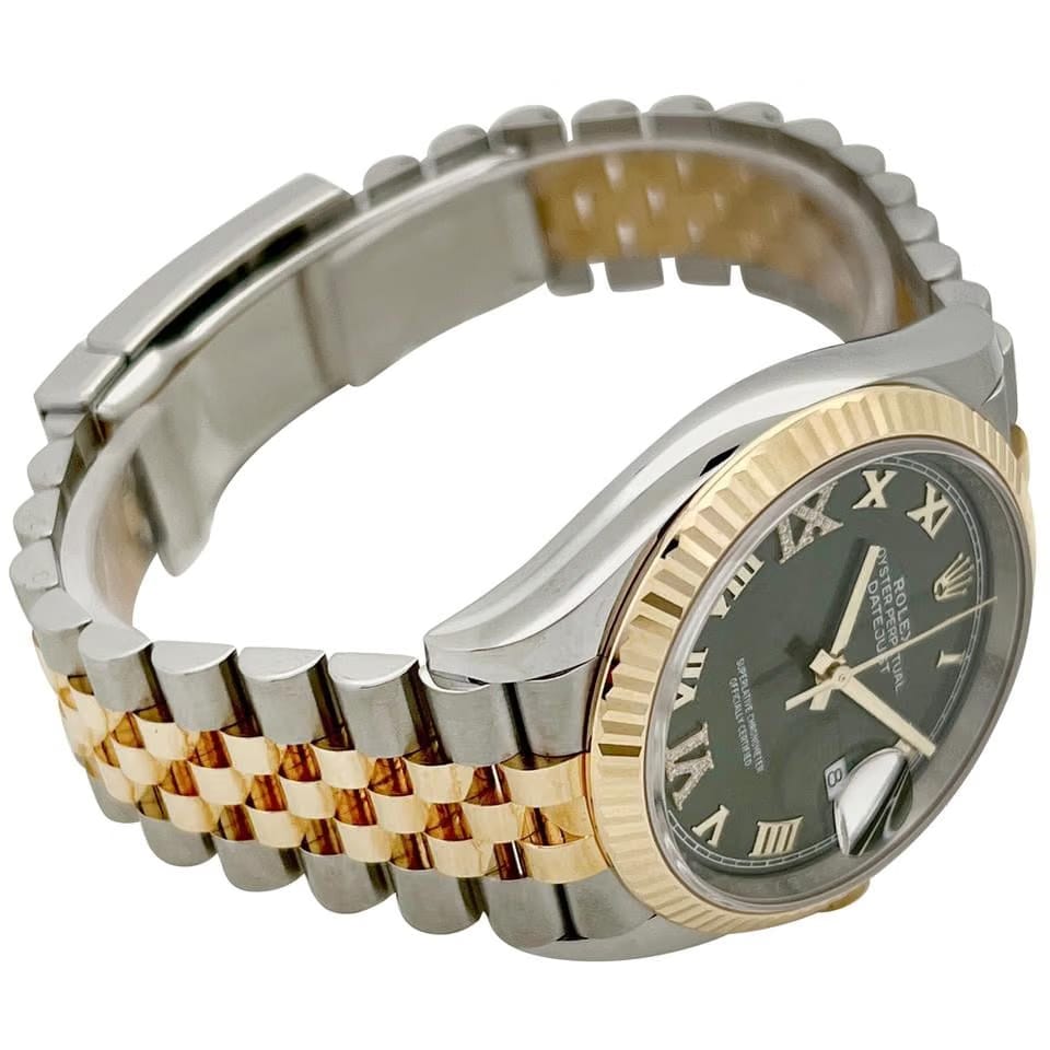 Rolex126233 Green Diamonds VI & IX NEW
