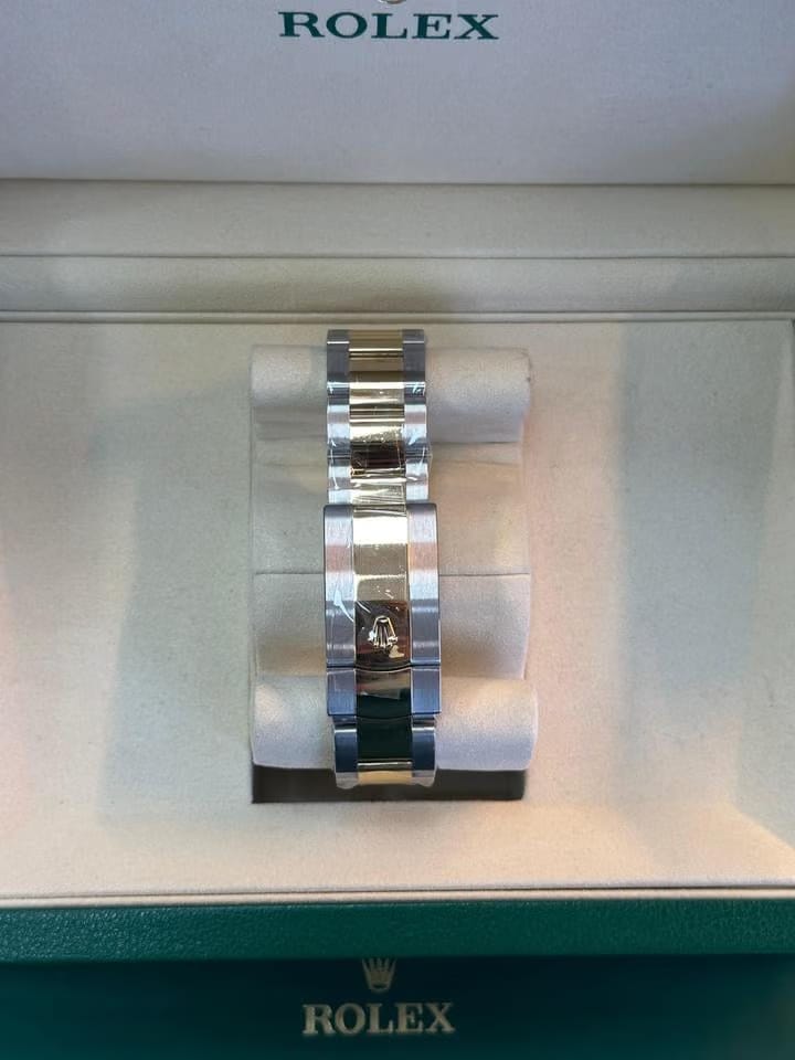 Rolex336933 Black Dial Two-Tone Yellow Gold Oyster Bracelet