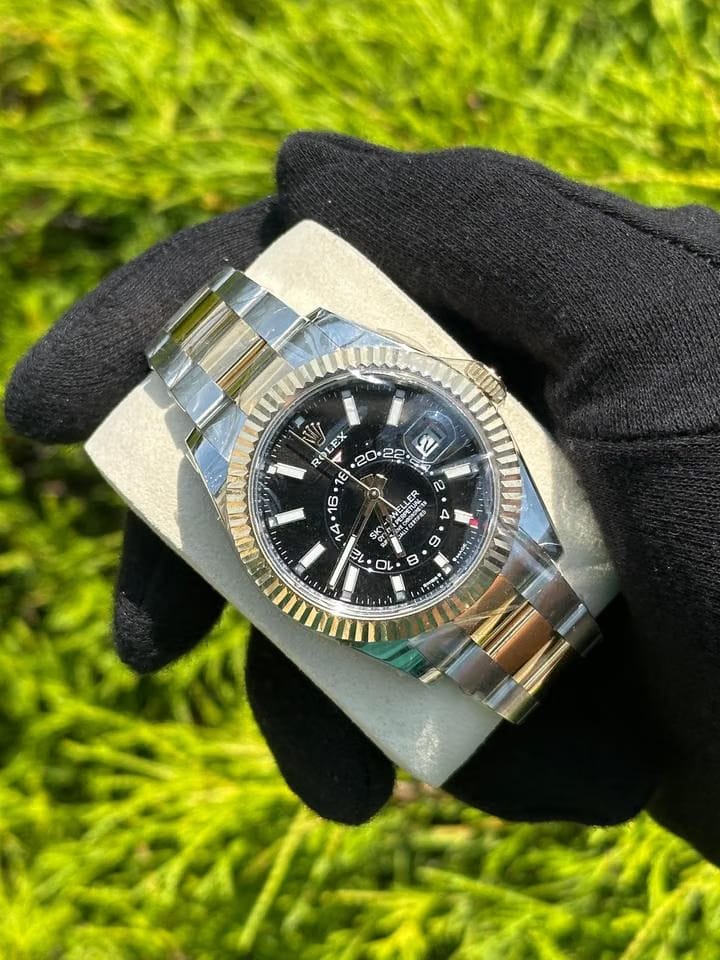 Rolex336933 Black Dial Two-Tone Yellow Gold Oyster Bracelet