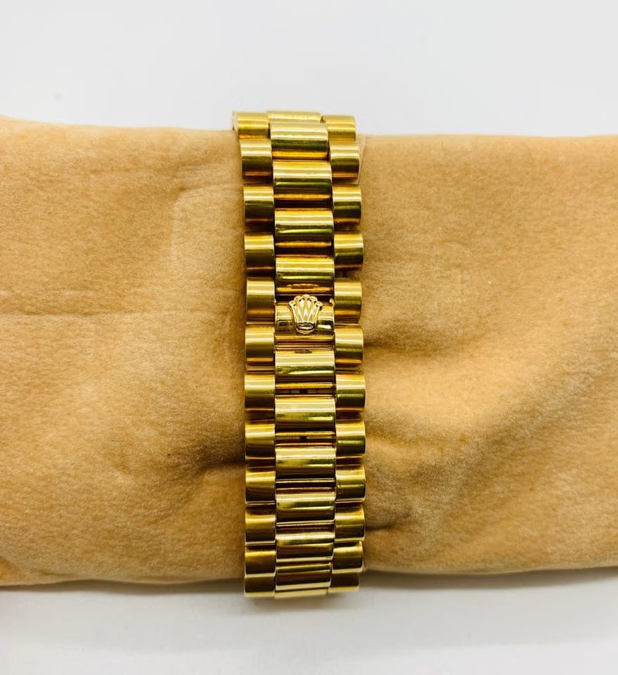 Rolex Automatic 1990 Yellow gold Like new & unworn