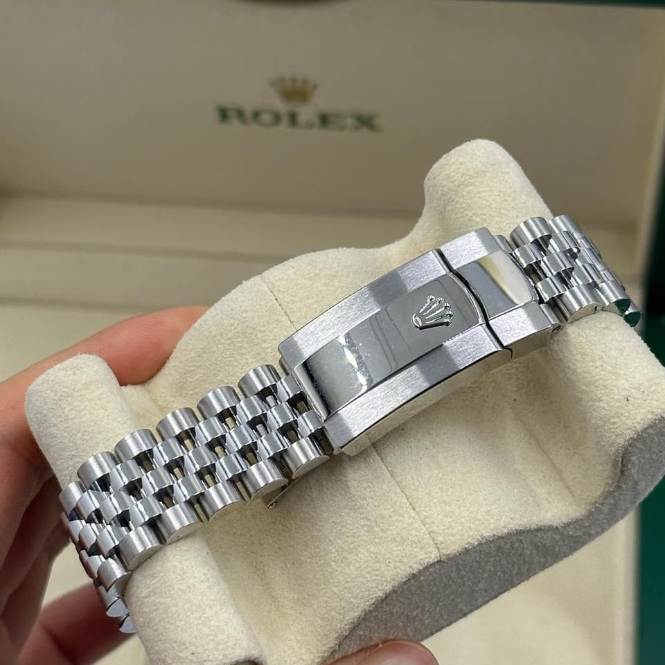Rolex Datejust 36 126284 VIIX Pink Rorman Dial Diamonds Bezel Jubilee
