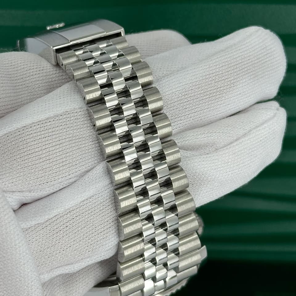 Rolex Unworn 2026 / 336934-0002 New style box