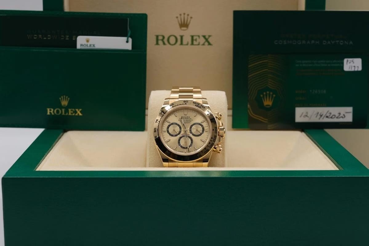 Rolex Daytona2025 Golden Index Dial on Oyster 126508