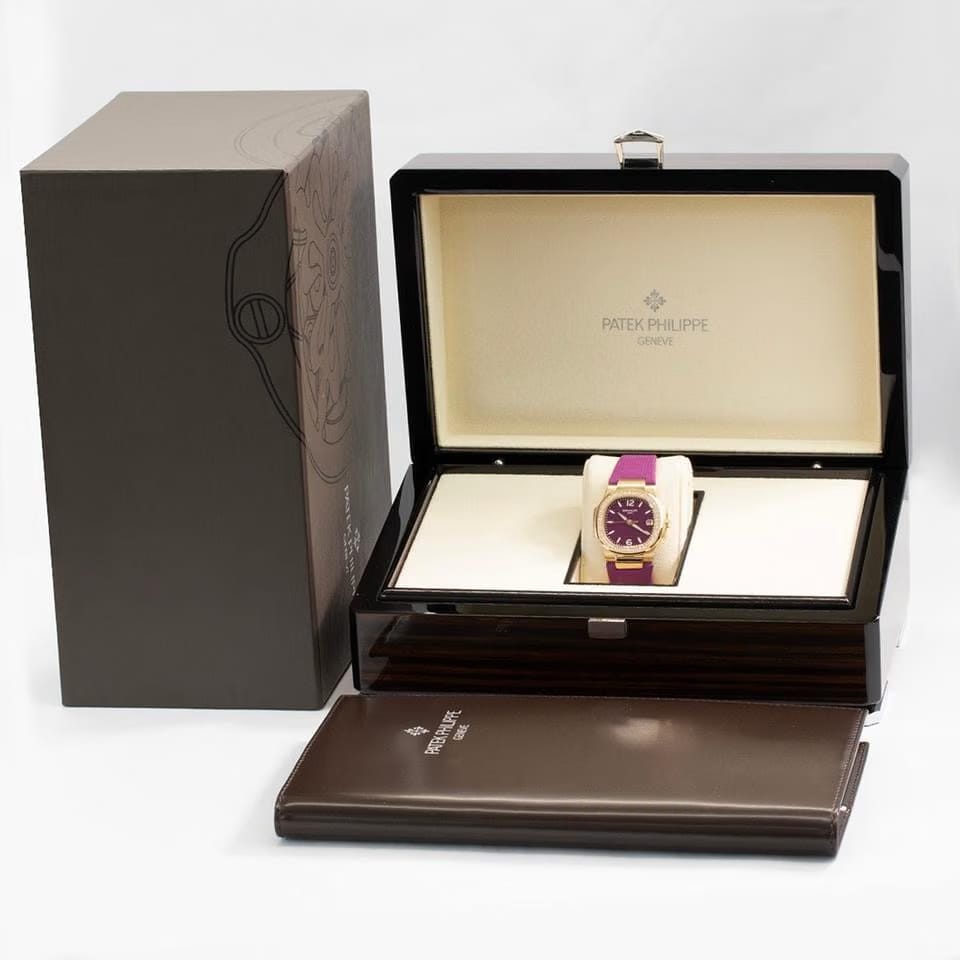 Rolex Patek Philippe Nautilus 18kt Rose Gold 7010/1 R-013