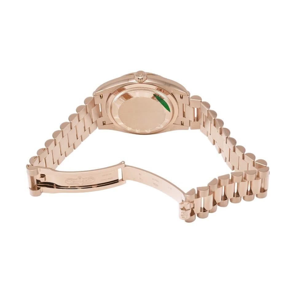 Rolex | Day-Date | 128235A | Rose gold | 36 mm | Rose gold | Green | Automatic