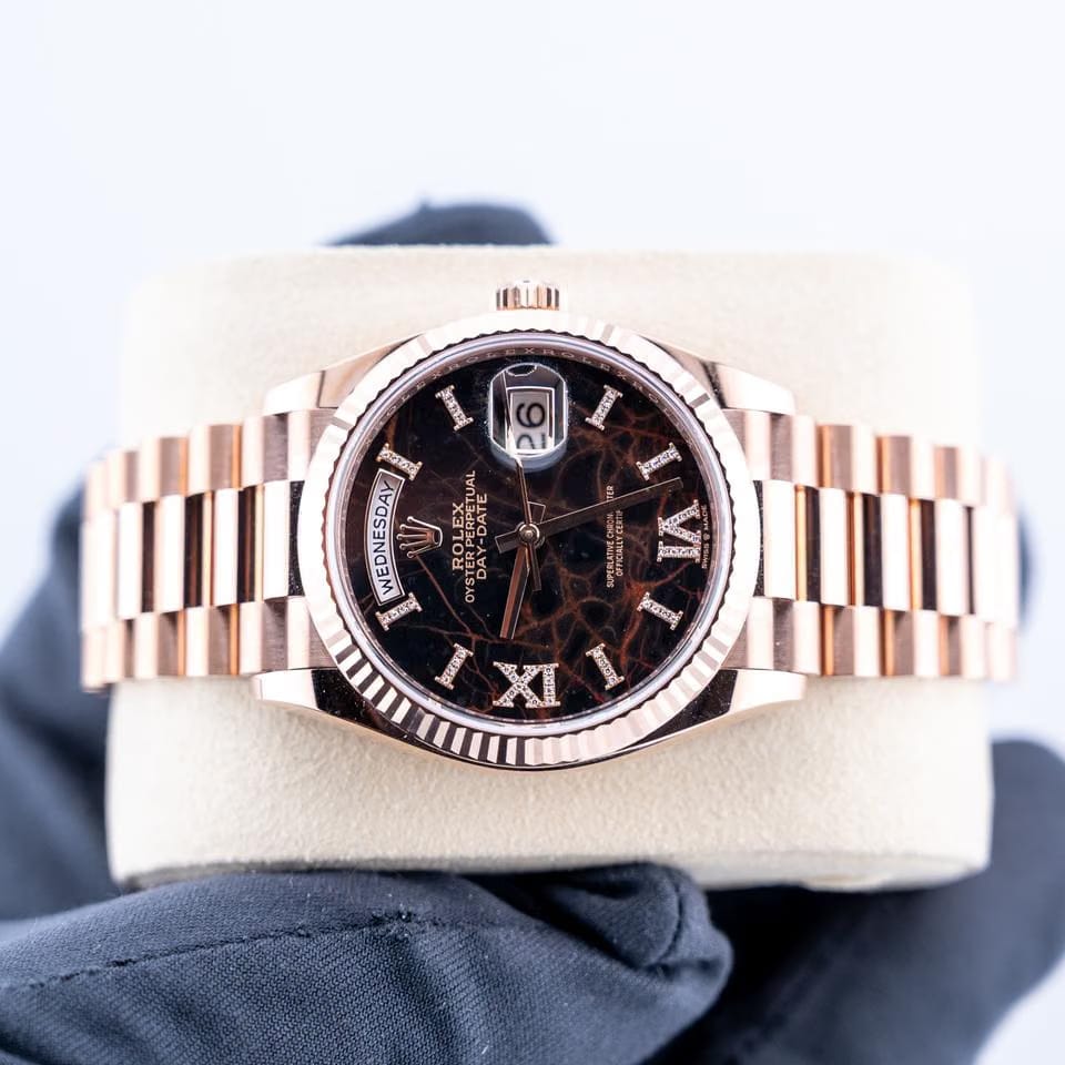 Rolex | Day-Date | 128235 | Rose gold | 36 x 43 mm | Rose gold | Gold | Automatic