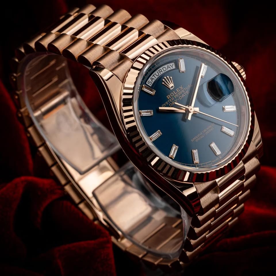 Rolex | Day-Date | 128235 | Rose gold | 36 mm | Rose gold | Blue | Automatic