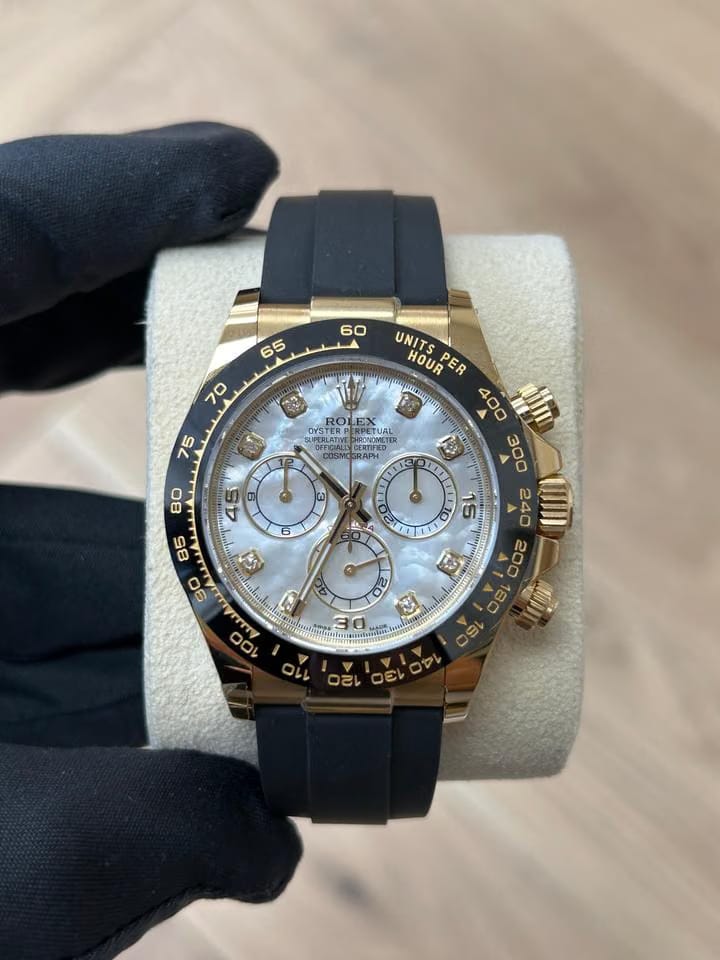 Rolex | Daytona | 116518LN | Yellow gold | 40 mm | Rubber | Mother of pearl | Automatic