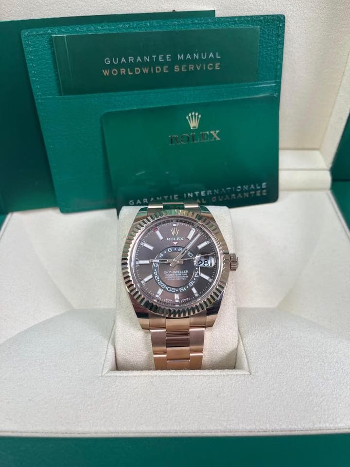 Rolex | Sky-Dweller | 326935 | Rose gold | Rose gold | Brown | Automatic