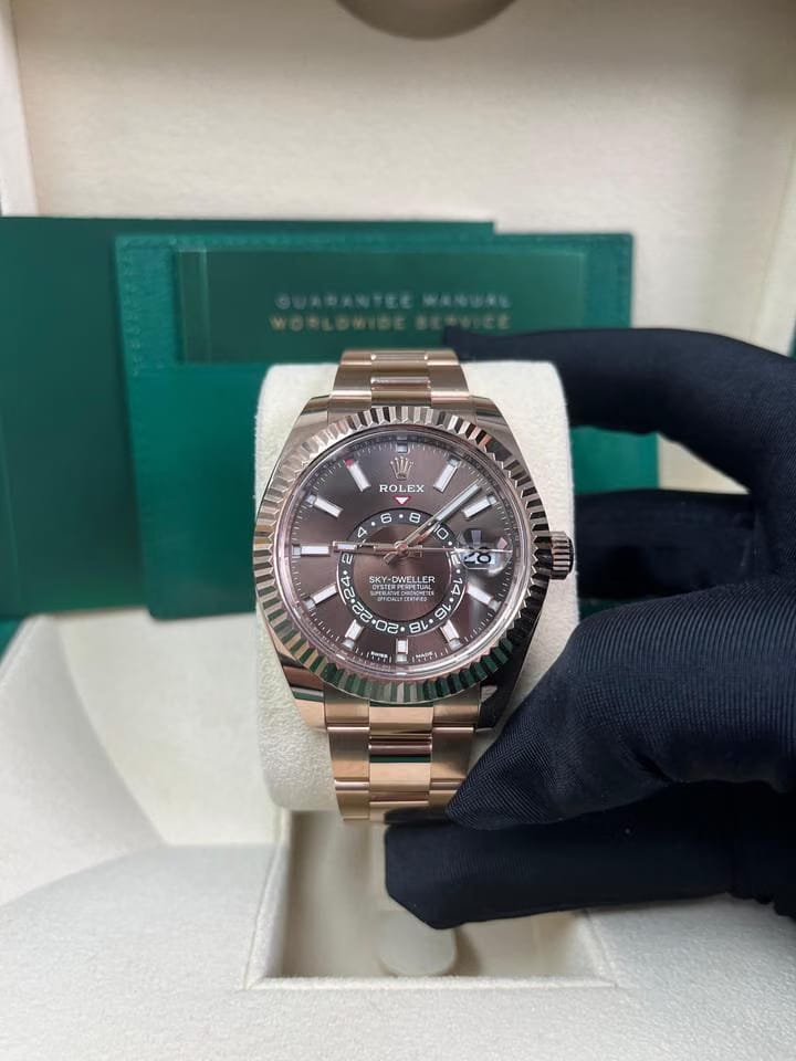 Rolex | Sky-Dweller | 326935 | Rose gold | Rose gold | Brown | Automatic