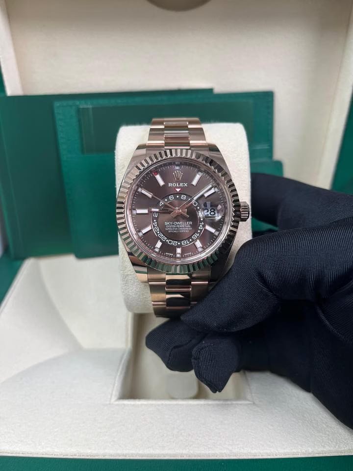 Rolex | Sky-Dweller | 326935 | Rose gold | Rose gold | Brown | Automatic